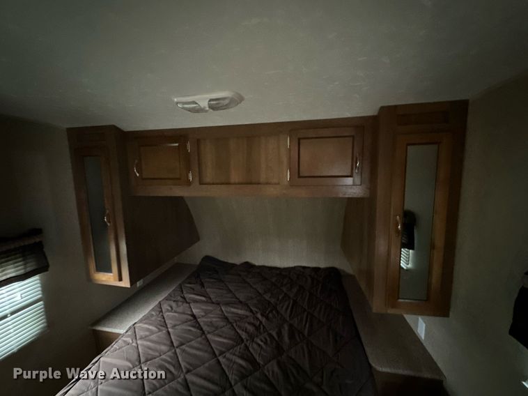 image for item KT9287 2015 Coachmen Catalina  camper