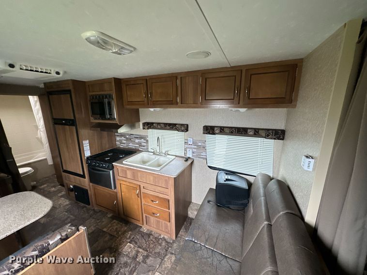 image for item KT9287 2015 Coachmen Catalina  camper