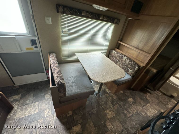 image for item KT9287 2015 Coachmen Catalina  camper