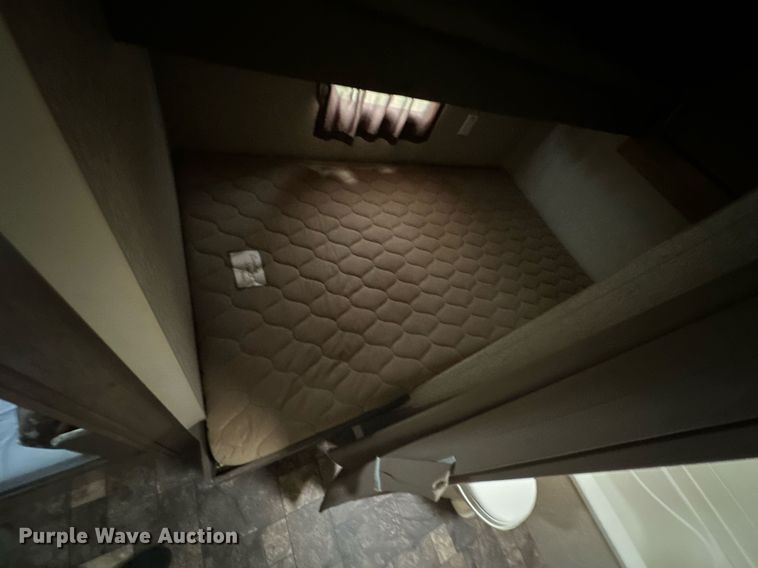 image for item KT9287 2015 Coachmen Catalina  camper