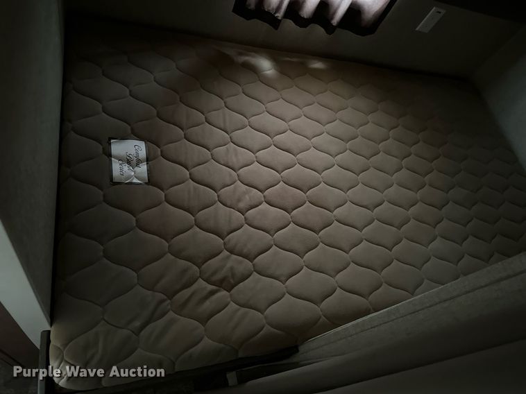 image for item KT9287 2015 Coachmen Catalina  camper