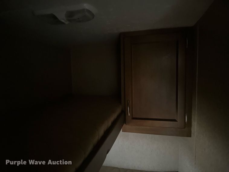 image for item KT9287 2015 Coachmen Catalina  camper