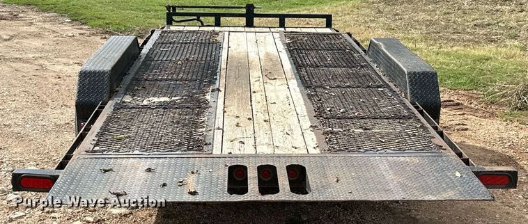 image for item KT9292 2018 Lone Star equipment trailer