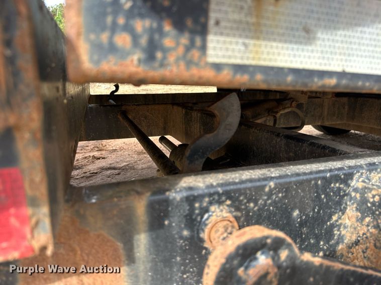 image for item KT9292 2018 Lone Star equipment trailer