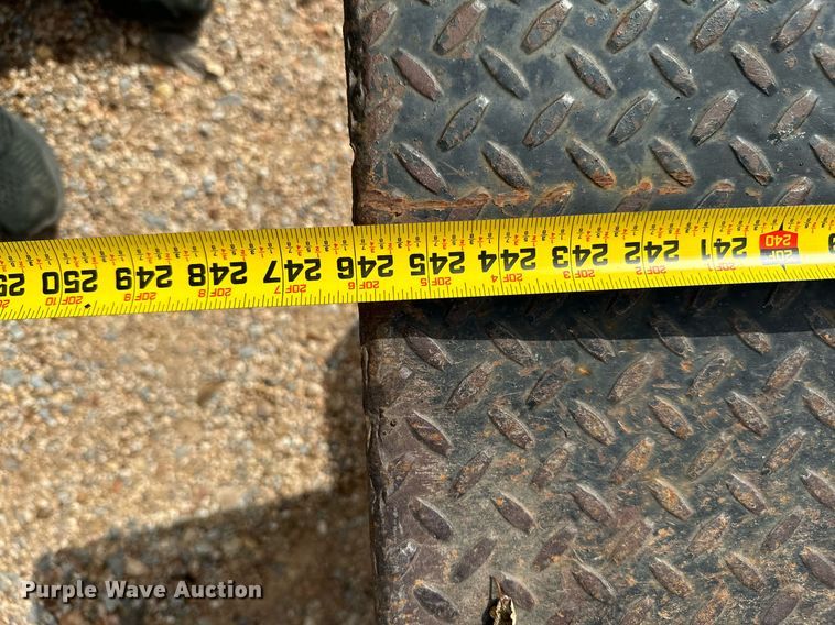 image for item KT9292 2018 Lone Star equipment trailer