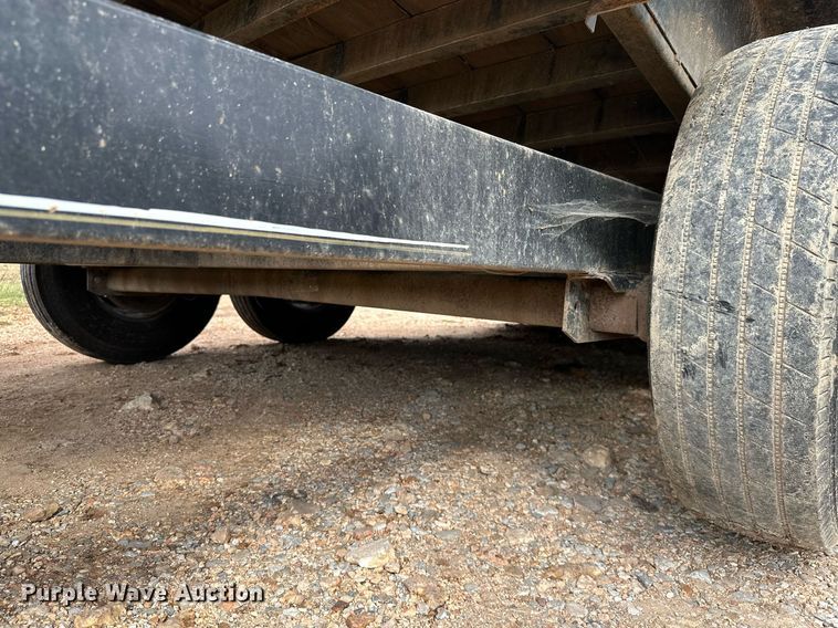 image for item KT9292 2018 Lone Star equipment trailer