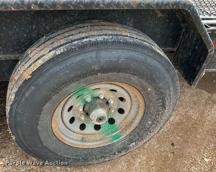 image for item KT9292 2018 Lone Star equipment trailer