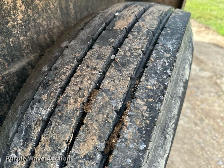 image for item KT9293 2016 Millertime 86X24BU equipment trailer