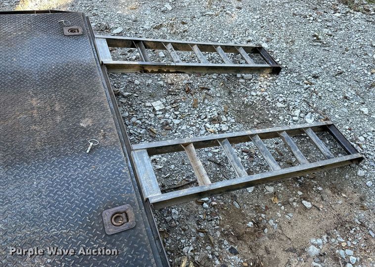 image for item KT9294 2008 Maxey equipment trailer