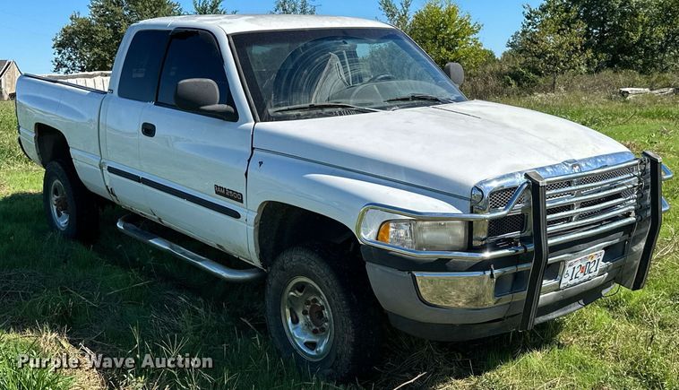 image for item KT9301 1999 Dodge Ram 2500  Quad Cab pickup truck