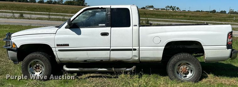 image for item KT9301 1999 Dodge Ram 2500  Quad Cab pickup truck