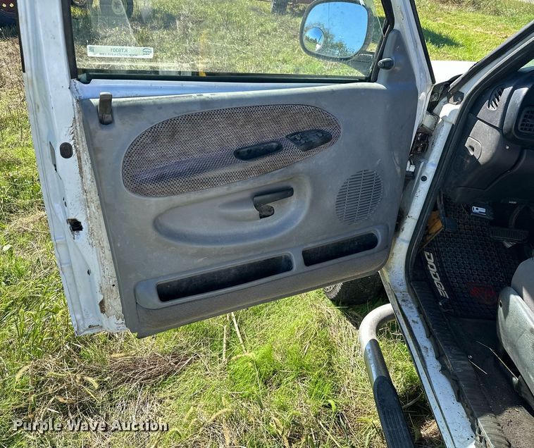 image for item KT9301 1999 Dodge Ram 2500  Quad Cab pickup truck