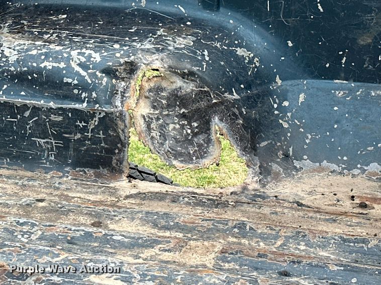 image for item KT9305 1997 Ford F250 Heavy Duty  Crew Cab pickup truck