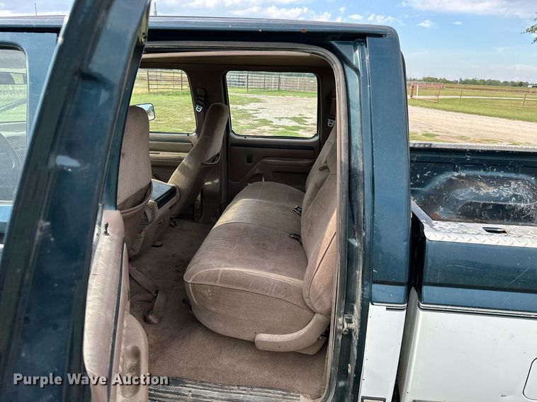 image for item KT9305 1997 Ford F250 Heavy Duty  Crew Cab pickup truck