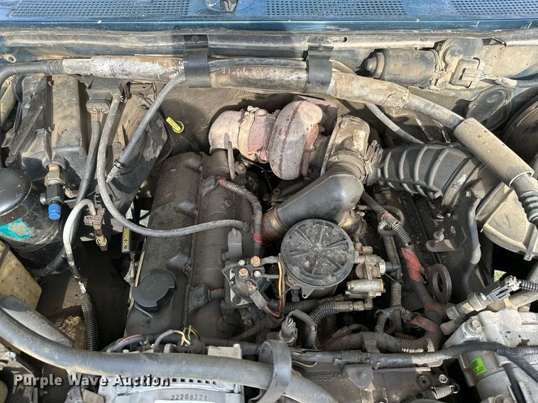 image for item KT9305 1997 Ford F250 Heavy Duty  Crew Cab pickup truck