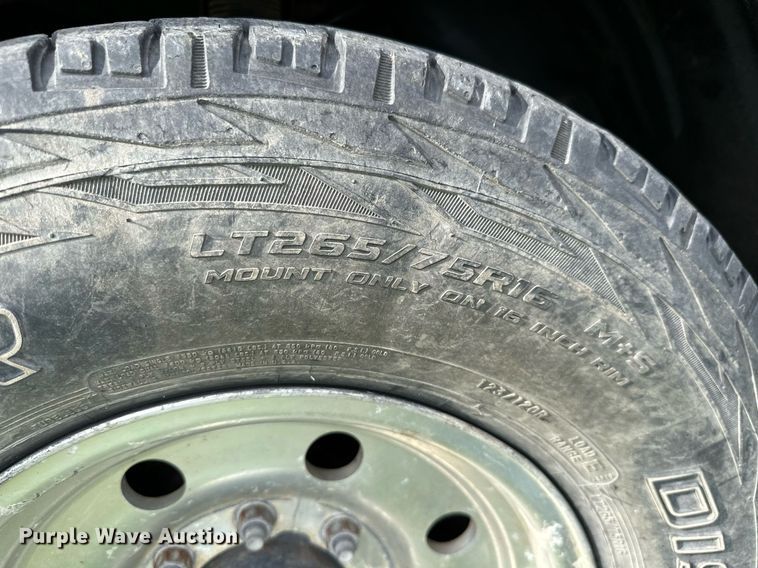 image for item KT9305 1997 Ford F250 Heavy Duty  Crew Cab pickup truck