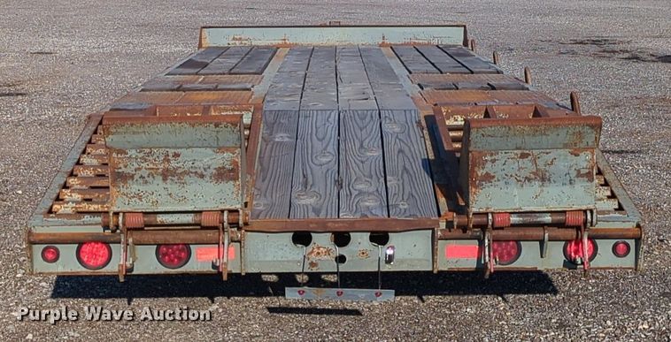 image for item KW9047 1999 Interstate  equipment trailer