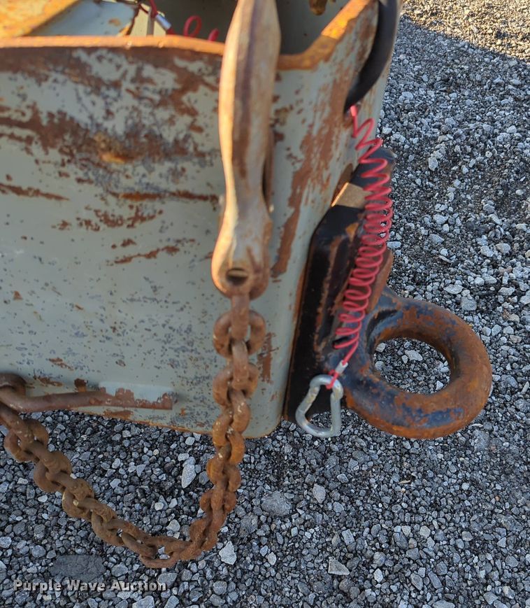 image for item KW9047 1999 Interstate  equipment trailer