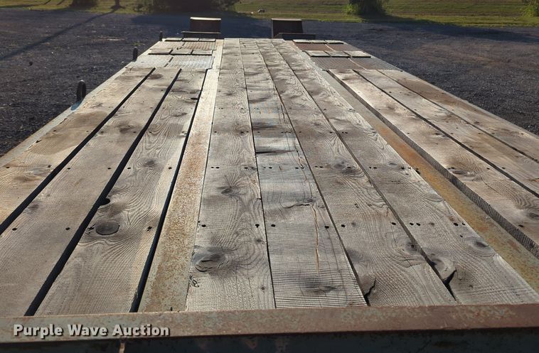 image for item KW9047 1999 Interstate  equipment trailer