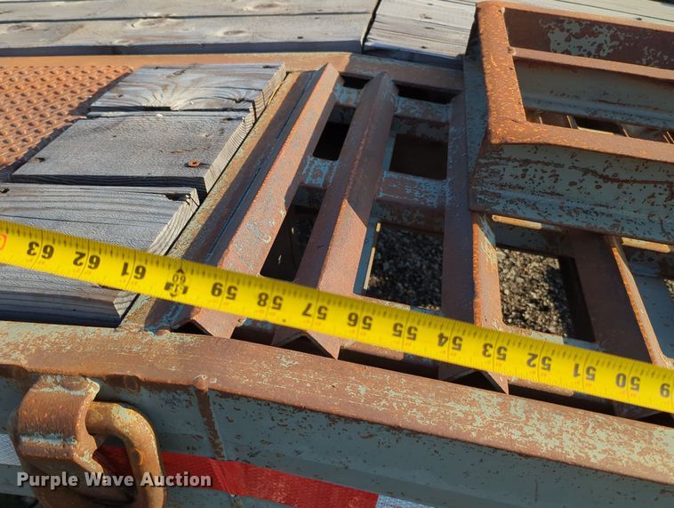 image for item KW9047 1999 Interstate  equipment trailer