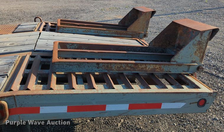 image for item KW9047 1999 Interstate  equipment trailer