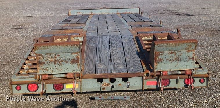 image for item KW9047 1999 Interstate  equipment trailer