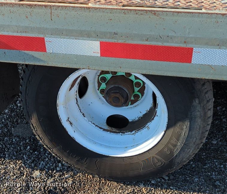 image for item KW9047 1999 Interstate  equipment trailer