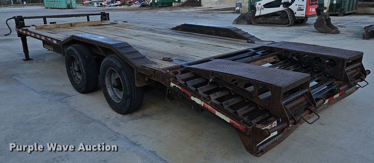 image for item LB9544 2015 H&H  utility trailer