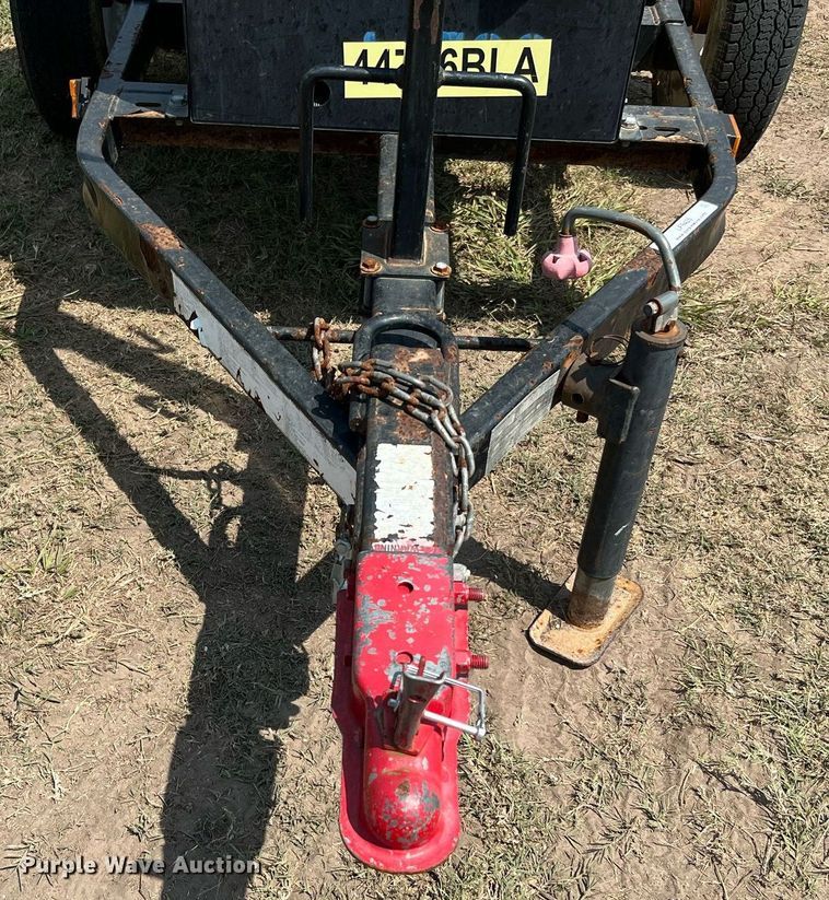 image for item LF9426 2017 Lincoln Electric Vantage 300  welder/generator