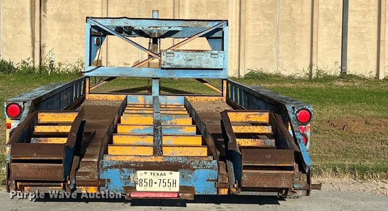 image for item LF9475 1985 Belshe  equipment trailer