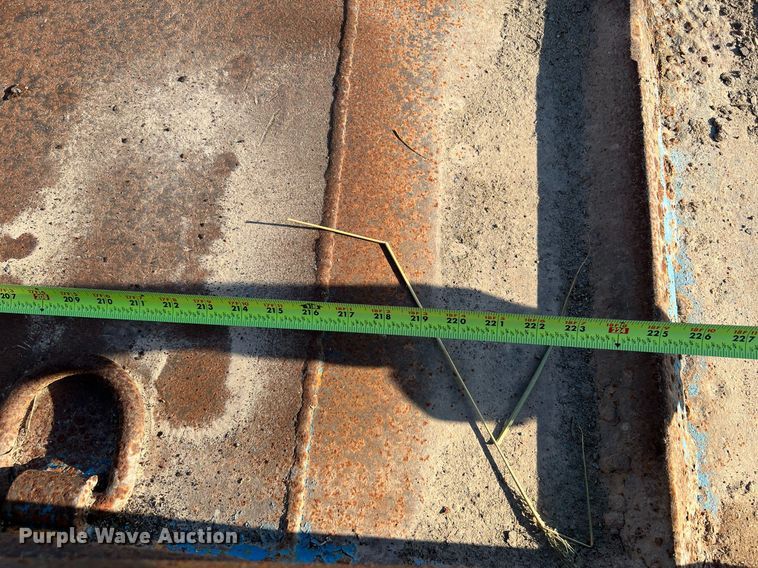 image for item LF9475 1985 Belshe  equipment trailer