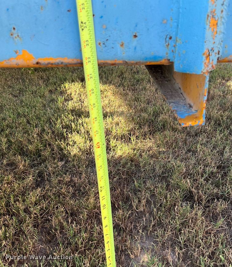 image for item LF9475 1985 Belshe  equipment trailer