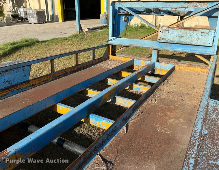 image for item LF9475 1985 Belshe  equipment trailer