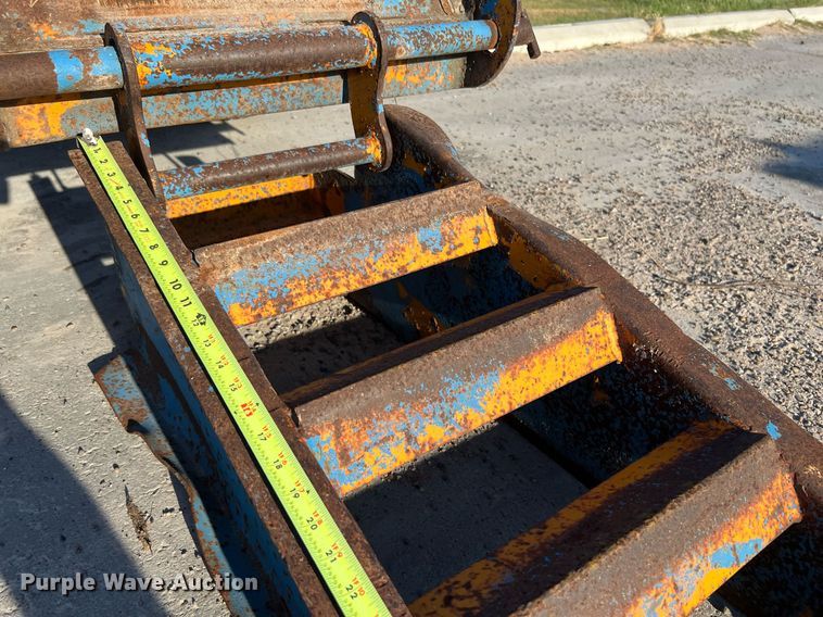 image for item LF9475 1985 Belshe  equipment trailer