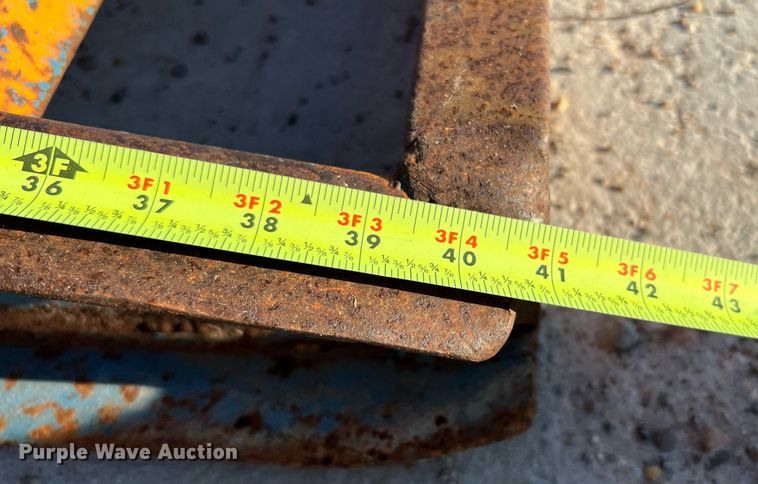 image for item LF9475 1985 Belshe  equipment trailer