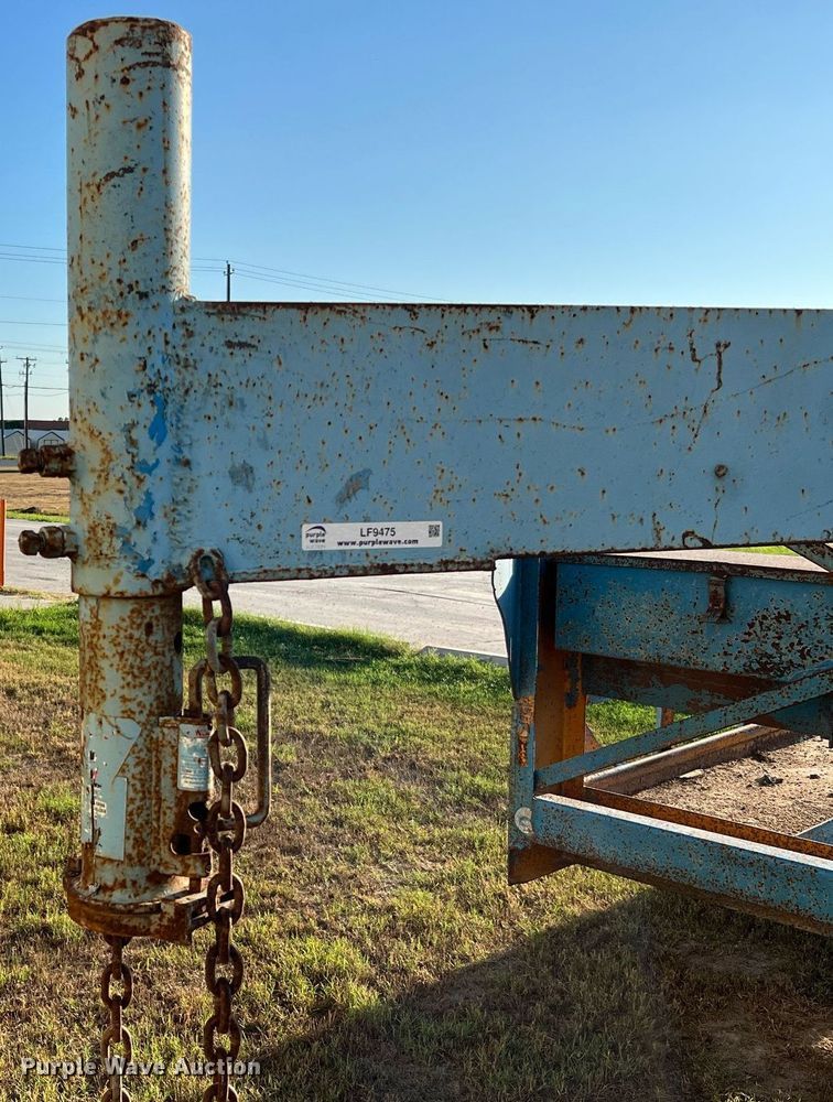 image for item LF9475 1985 Belshe  equipment trailer