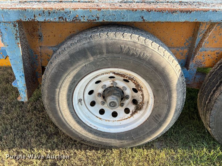 image for item LF9475 1985 Belshe  equipment trailer