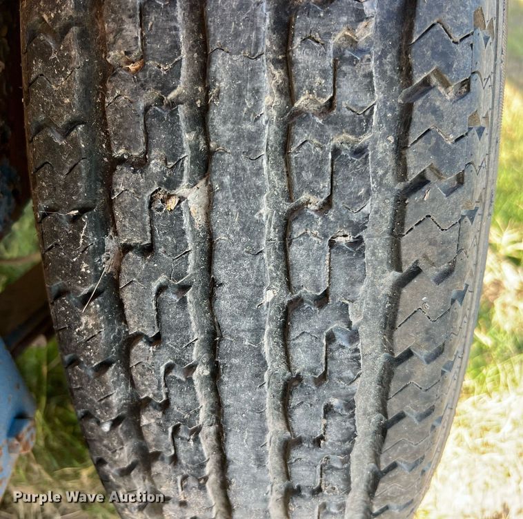 image for item LF9475 1985 Belshe  equipment trailer