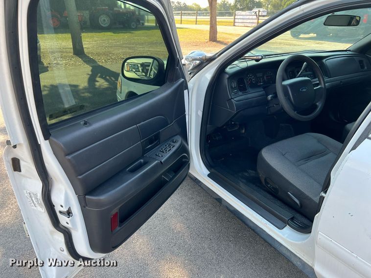 image for item LF9491 2008 Ford Crown Victoria  Police Interceptor