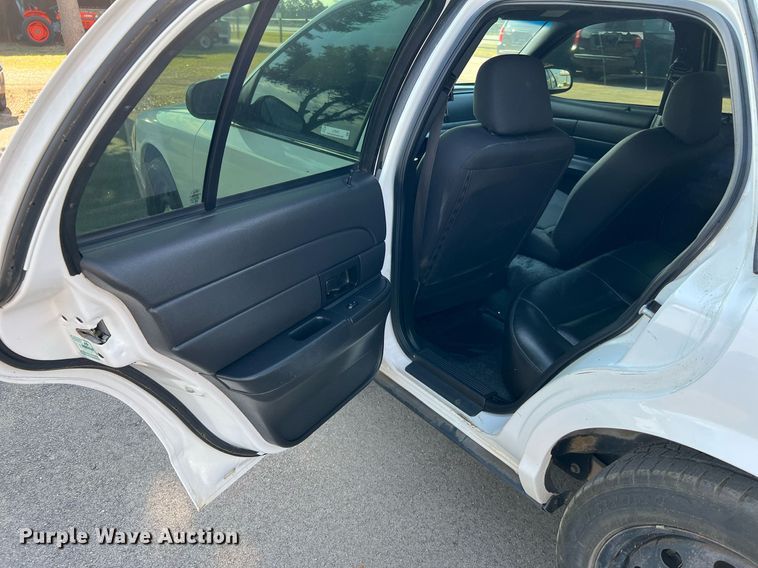 image for item LF9491 2008 Ford Crown Victoria  Police Interceptor