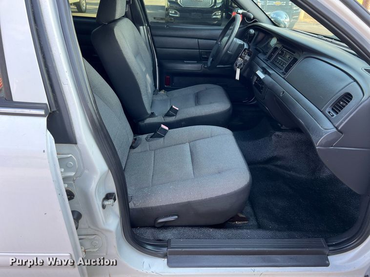 image for item LF9491 2008 Ford Crown Victoria  Police Interceptor