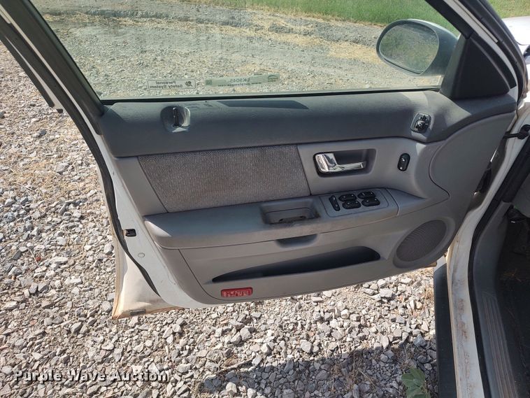 image for item LK9045 2000 Ford Taurus