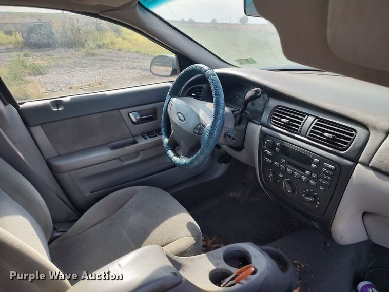 image for item LK9045 2000 Ford Taurus