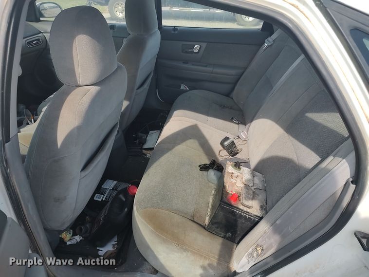 image for item LK9045 2000 Ford Taurus