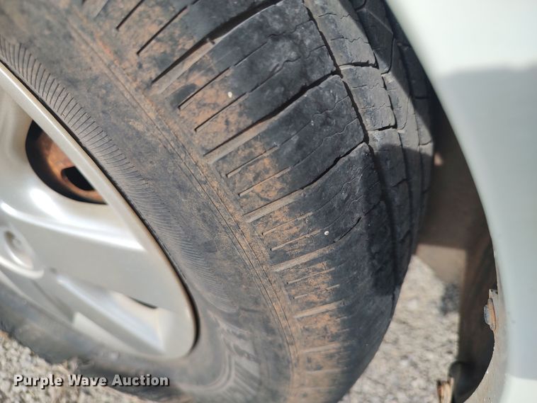 image for item LK9045 2000 Ford Taurus