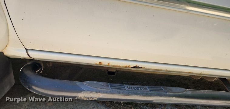 image for item LM9157 2003 Chevrolet Silverado 1500  Crew Cab pickup truck