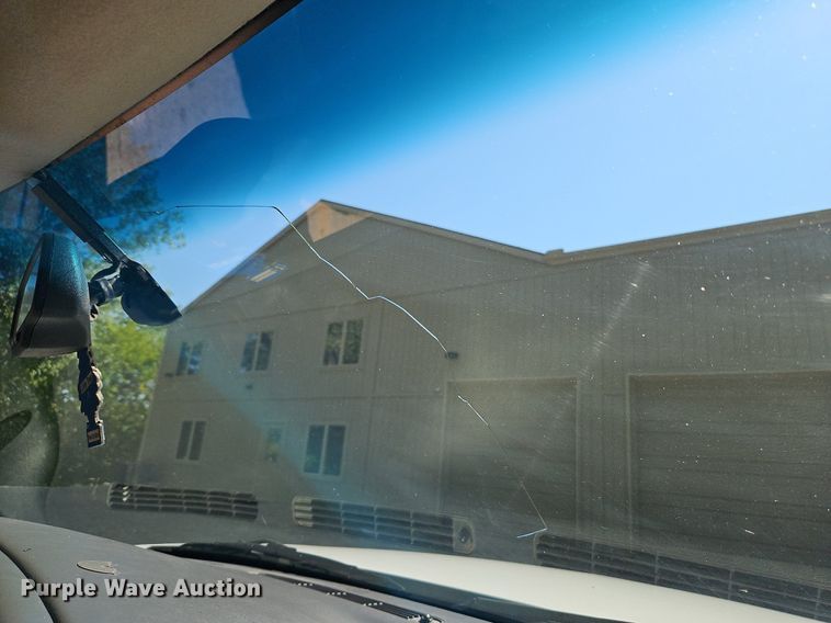 image for item LM9157 2003 Chevrolet Silverado 1500  Crew Cab pickup truck