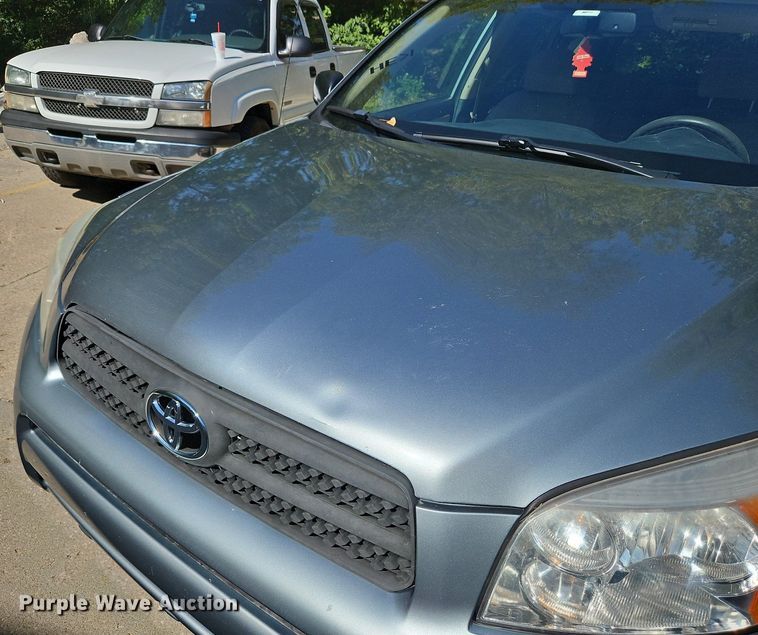 image for item LM9159 2006 Toyota RAV4  SUV