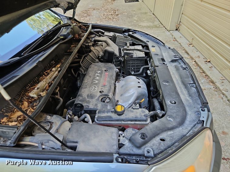 image for item LM9159 2006 Toyota RAV4  SUV