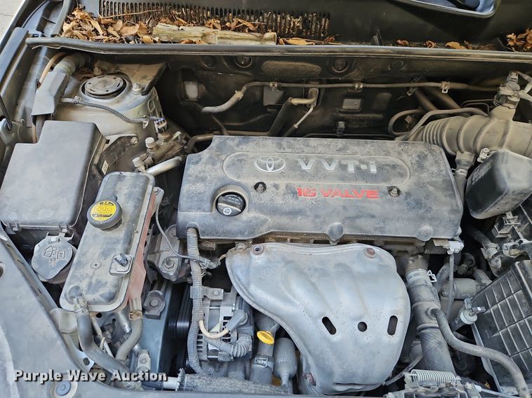 image for item LM9159 2006 Toyota RAV4  SUV